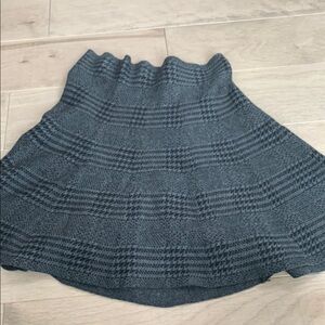 Elegant Gray Plaid Skirt
